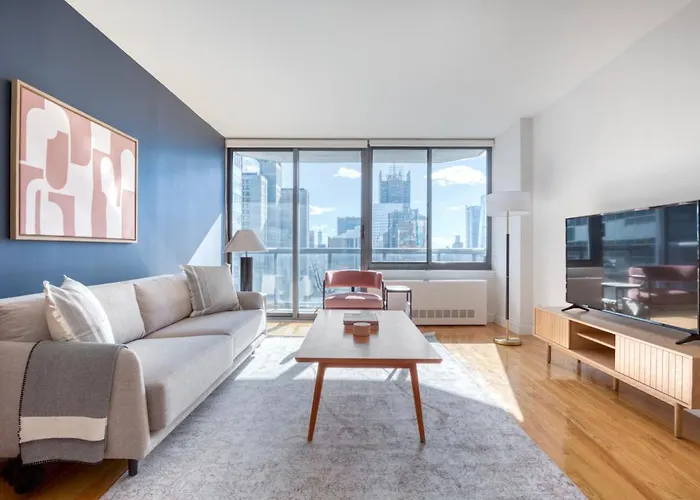 2Br Nr Times Sq W Indoor Pool Gym Nyc-49