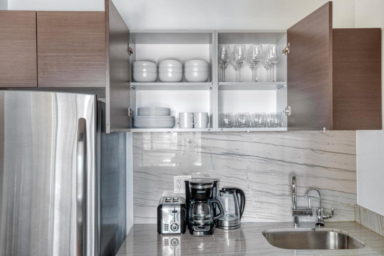 Appartamento 2br Nr Times Sq W Indoor Pool Gym Nyc-49 *