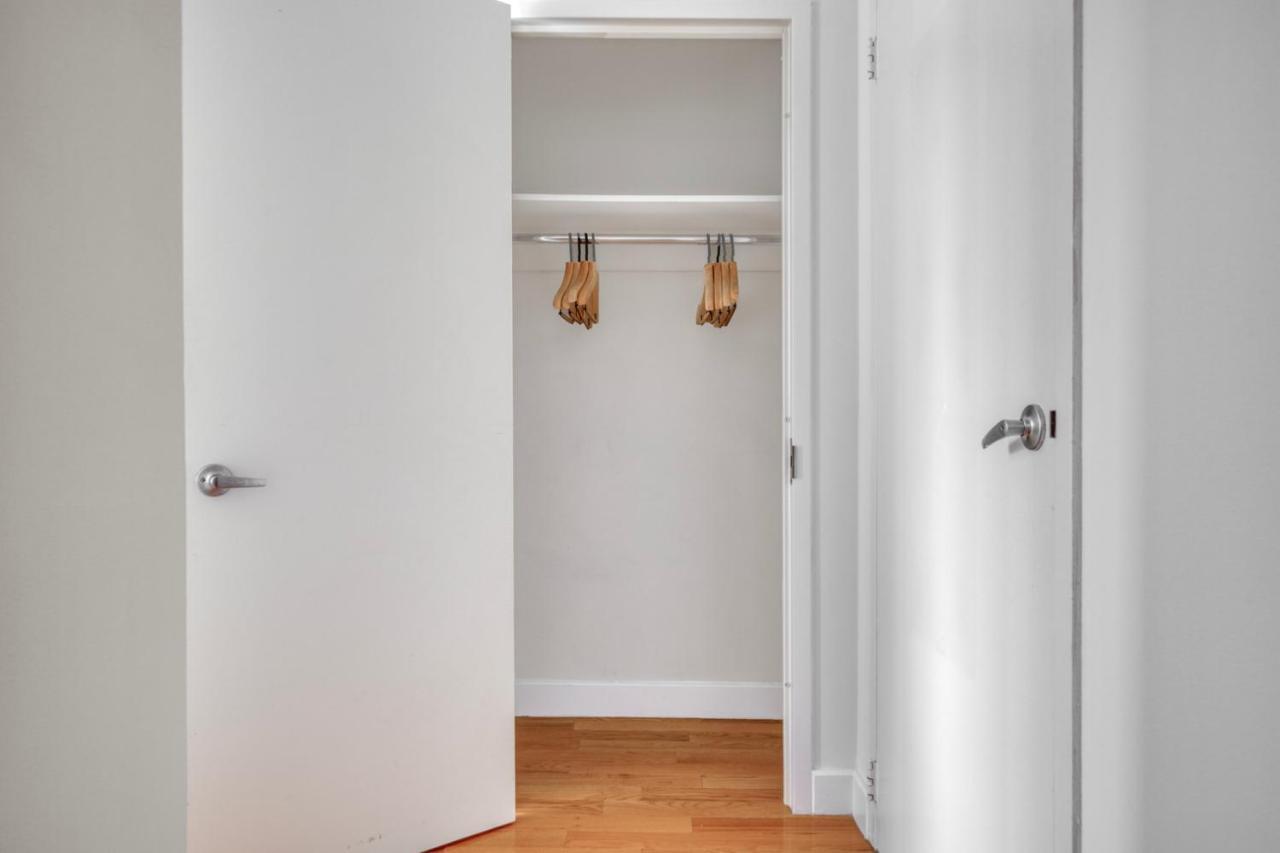 2br Nr Times Sq W Indoor Pool Gym Nyc-49 Appartamento New York